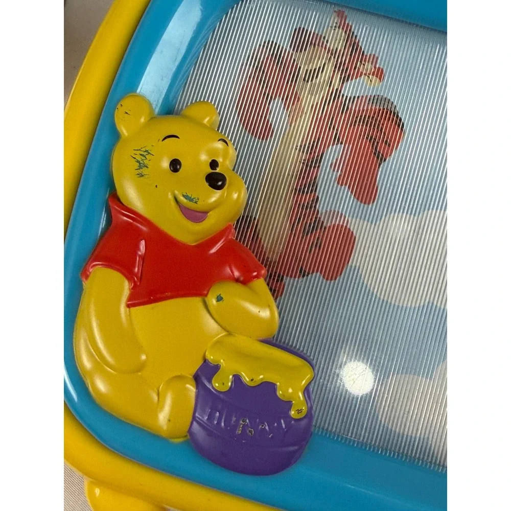 Disney Winnie the Pooh Musical Wind Up Toy TV Tigger Piglet Yellow Blue 8.5in